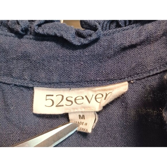 52 Seven Women’s M Linen Blend Color Block  Navy Blue Tan White Tiered Dress - Picture 2 of 9